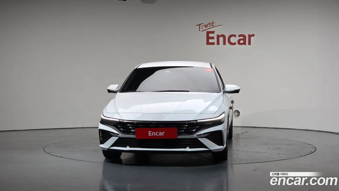 Hyundai AVANTE — фото 3