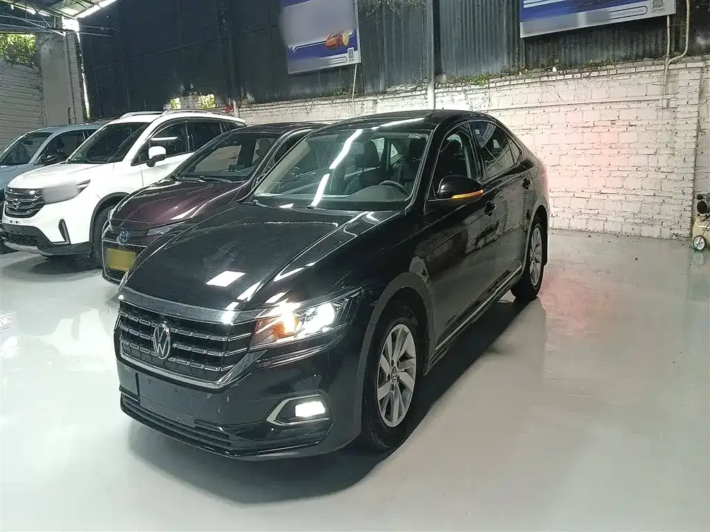 Volkswagen Passat 2021 из CN, фото 1