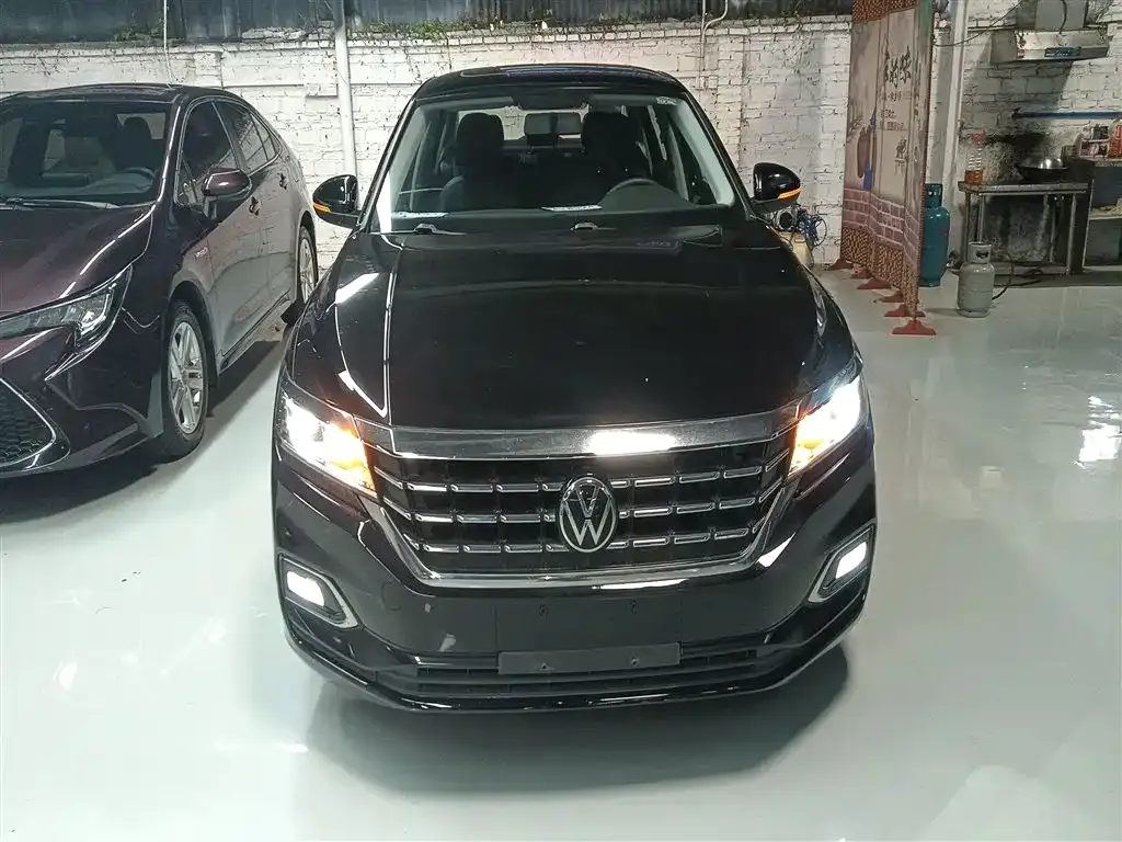 Volkswagen Passat 2021 из CN, фото 3