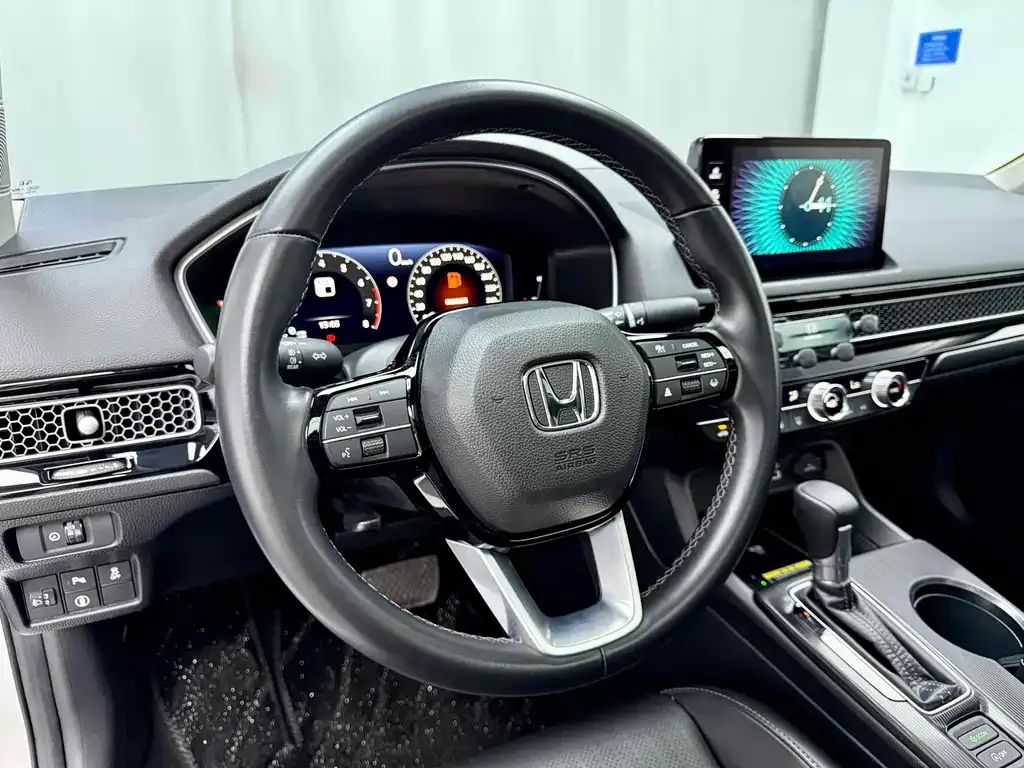 Honda Civic — фото 10
