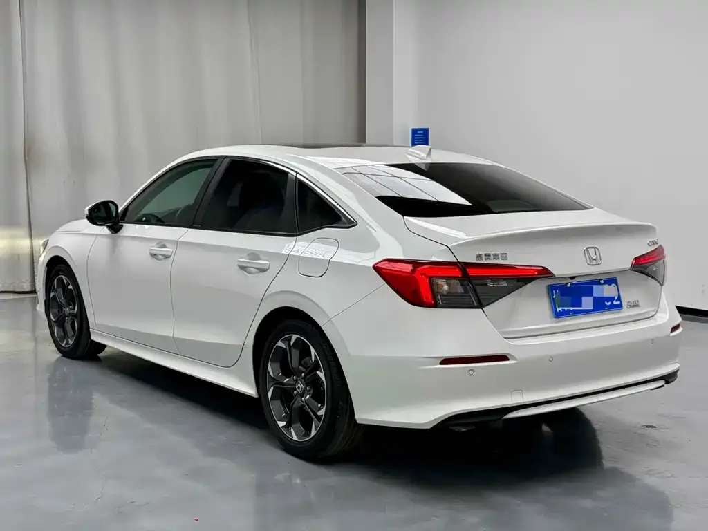 Honda Civic — фото 4