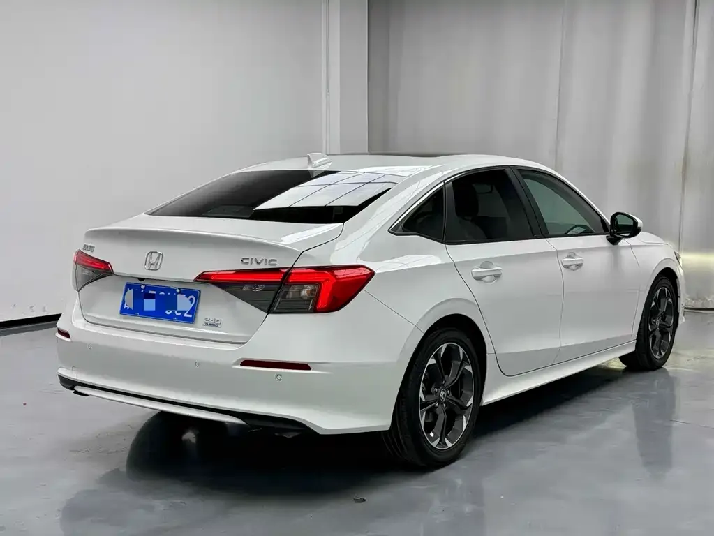 Honda Civic — фото 6