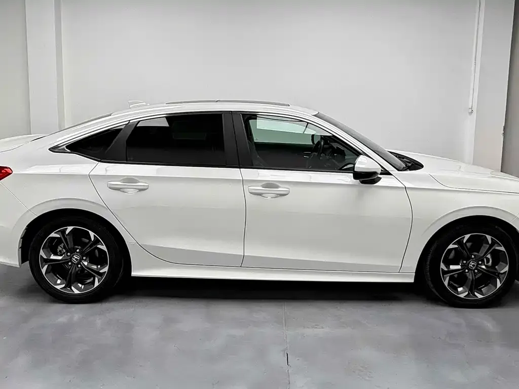 Honda Civic — фото 7