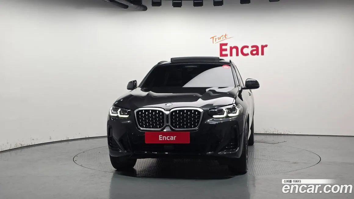 BMW X4 2023 из KR, фото 3