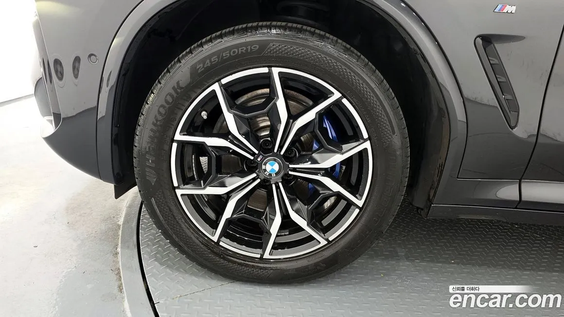 BMW X4 2023 из KR, фото 5