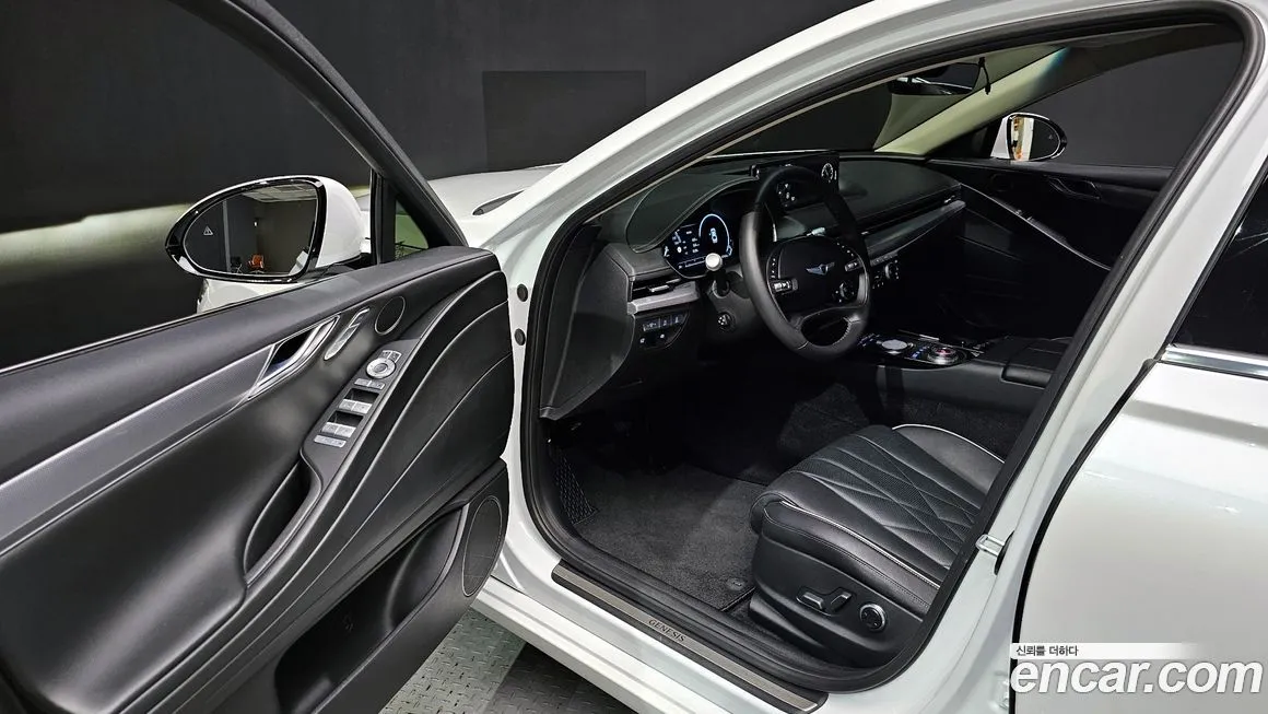 Genesis G80 — фото 10