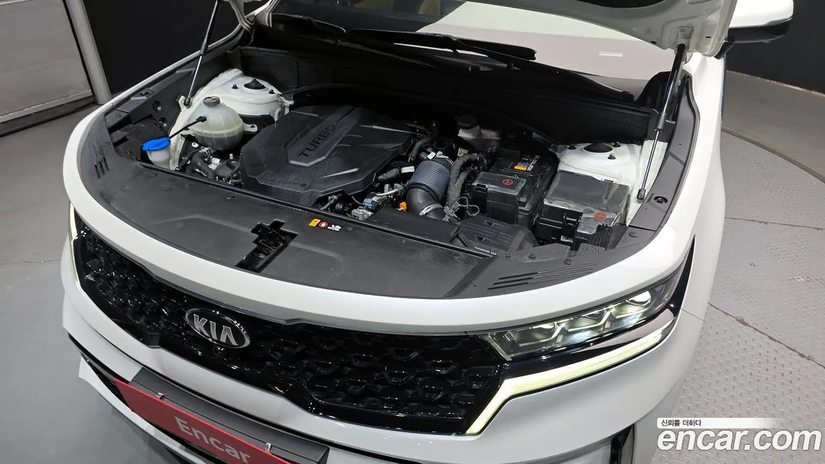 Kia Sorento — фото 6