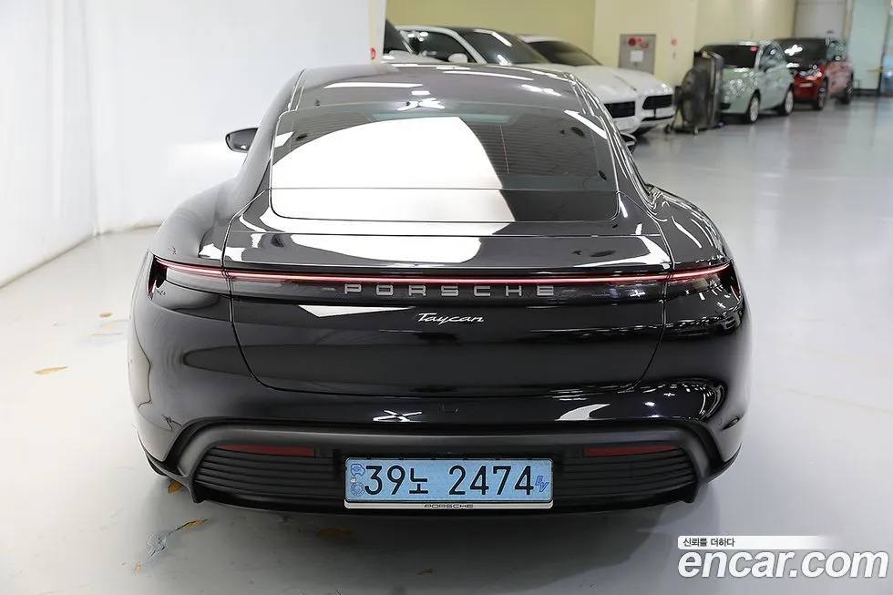 Porsche Taycan 2021 из KR, фото 5