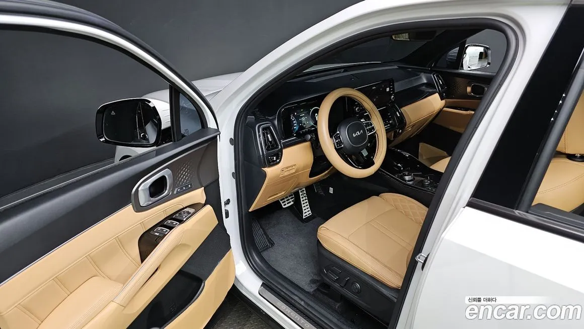 Kia Sorento — фото 10