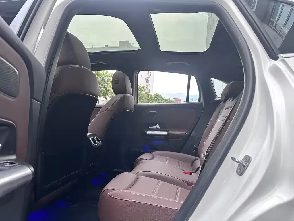 Mercedes-Benz EQA 2025 из CN, фото 5