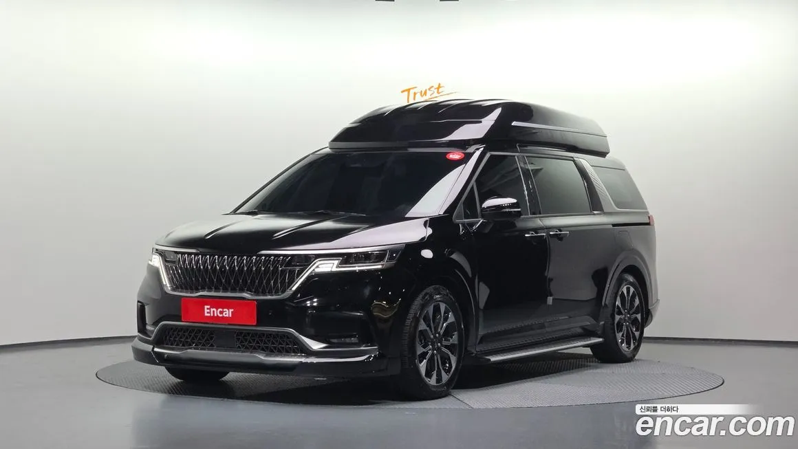 Kia Carnival — фото 1