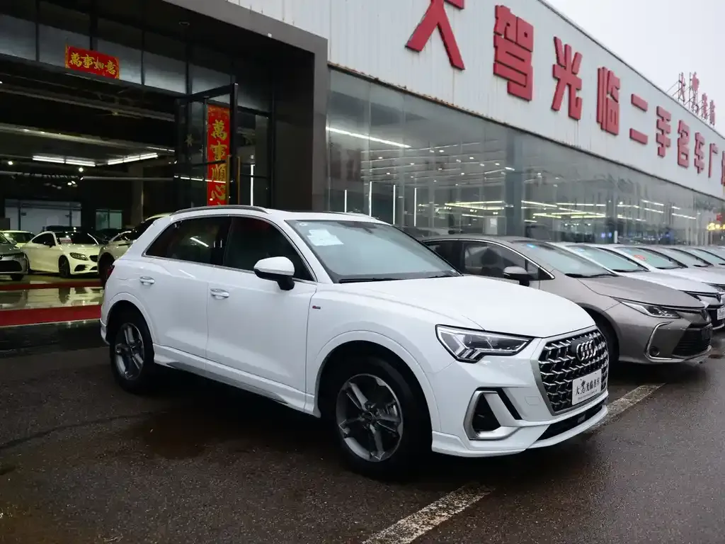 Audi Q3 2024 из CN, фото 3