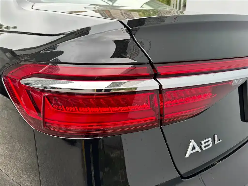 Audi A8 2021 из CN, фото 9