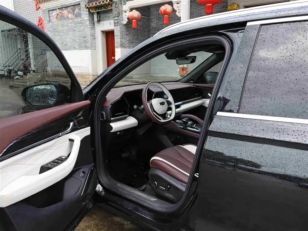 Geely Xingyue L — фото 4