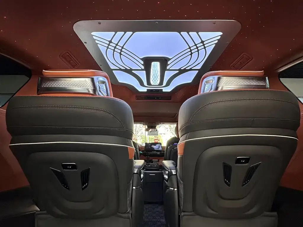 Toyota Sienna 2024 из CN, фото 10