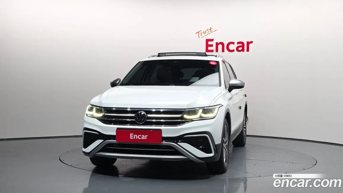 Volkswagen Tiguan — фото 3