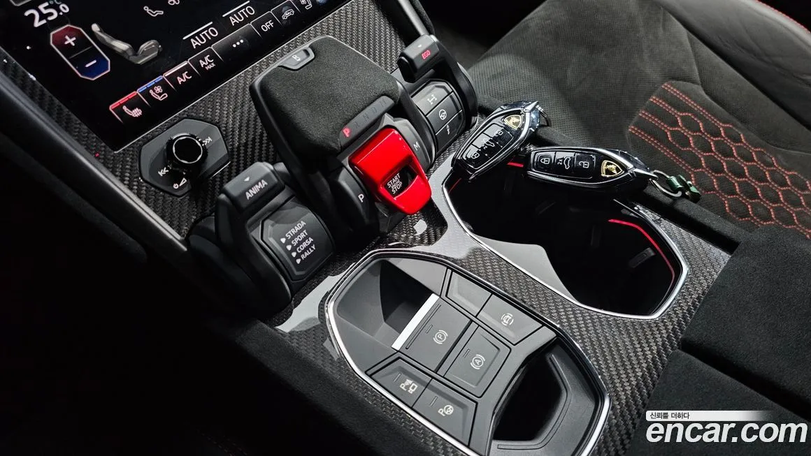 Lamborghini Urus — фото 9