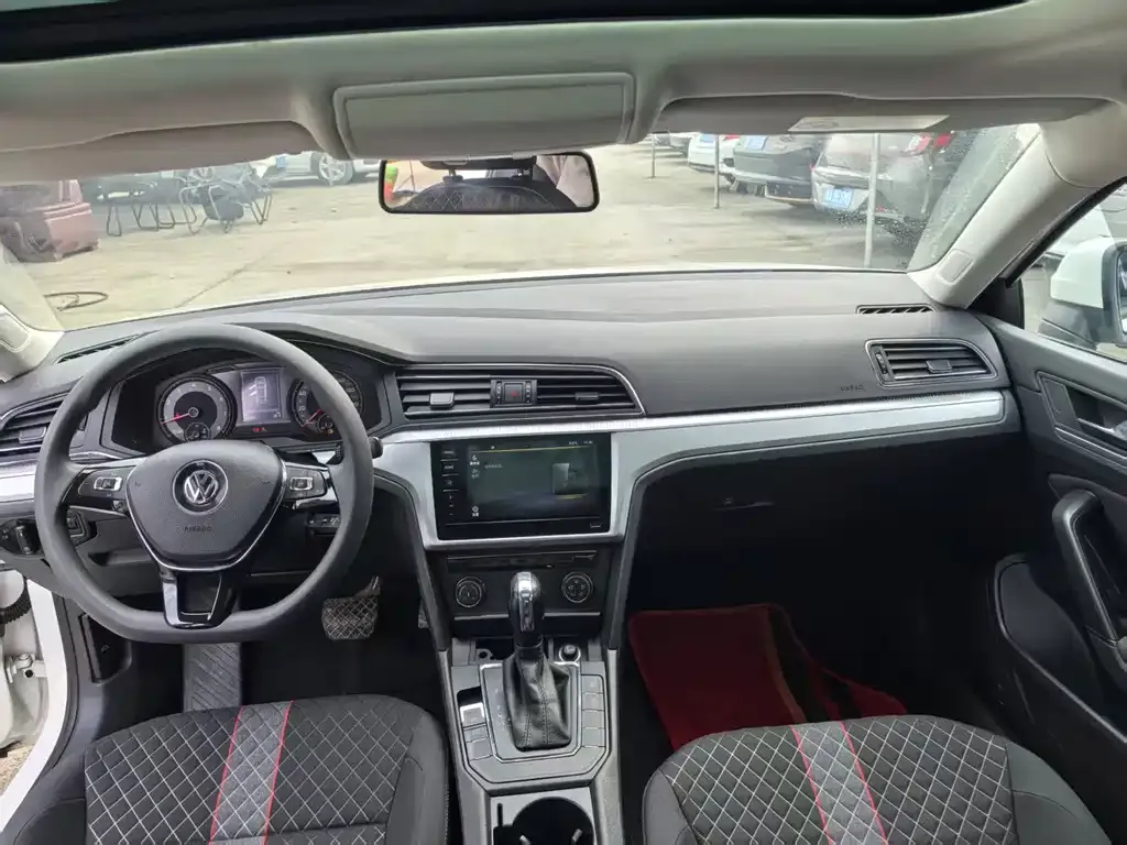 Volkswagen Lamando 2021 из CN, фото 7