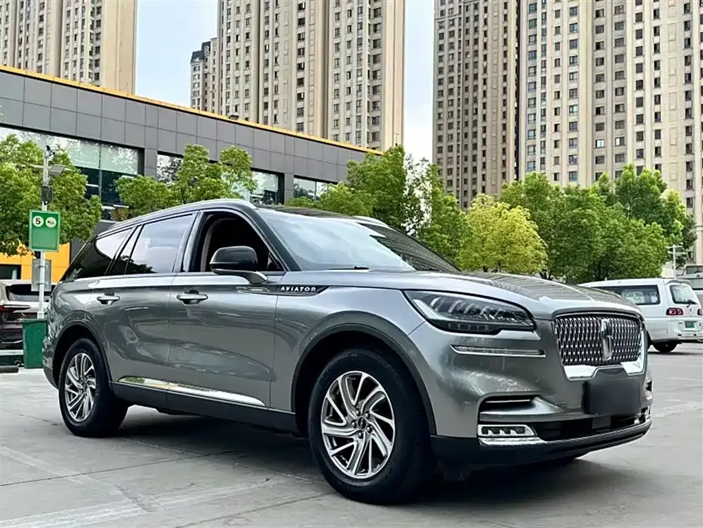 Lincoln Aviator 2021 из CN, фото 5