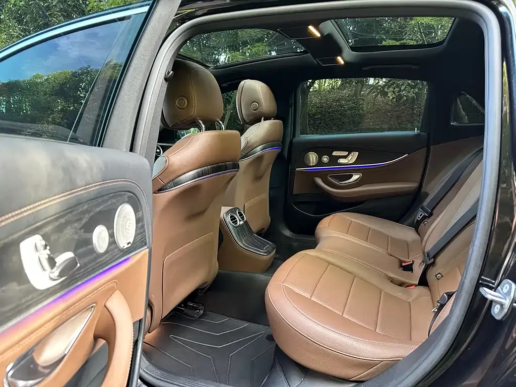 Mercedes-Benz E-Class 2022 из CN, фото 10
