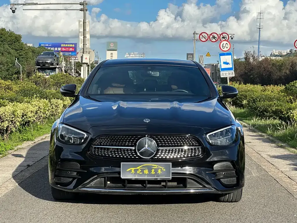 Mercedes-Benz E-Class 2022 из CN, фото 2