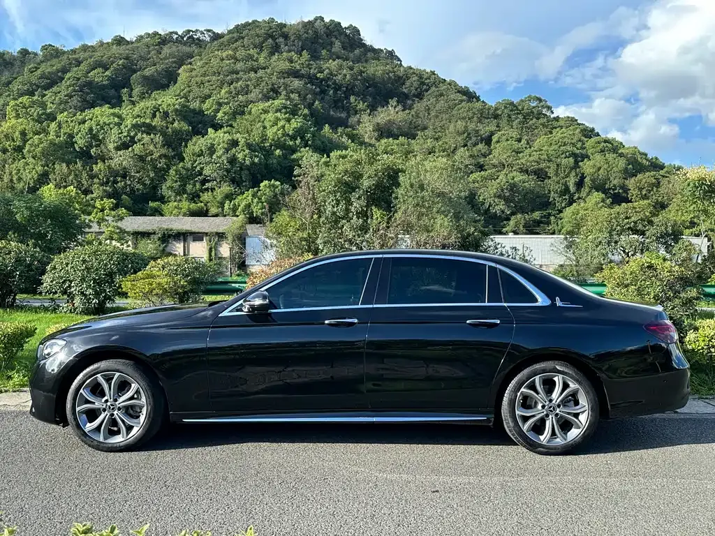 Mercedes-Benz E-Class 2022 из CN, фото 3