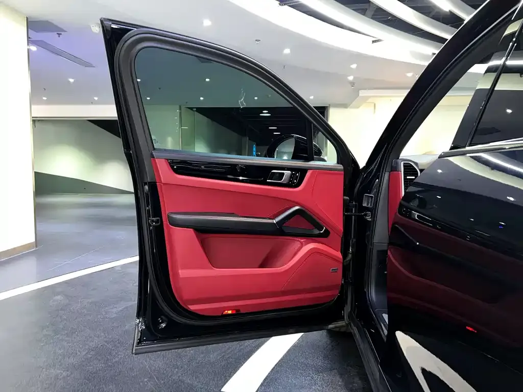 Porsche Cayenne 2021 из CN, фото 6