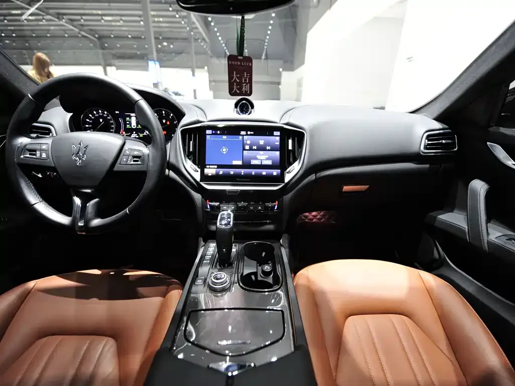 Maserati Ghibli 2021 из CN, фото 8