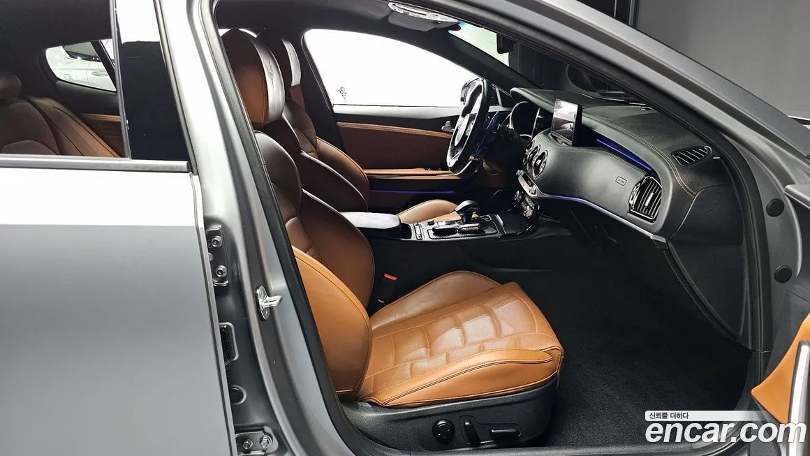 Kia Stinger 2023 из KR, фото 10