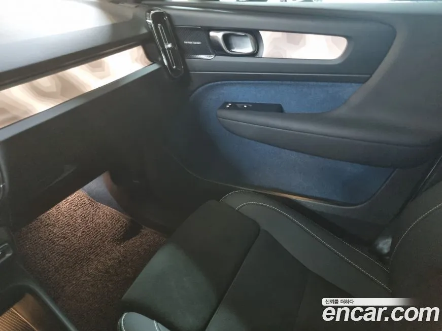 Volvo C40 2024 из KR, фото 10