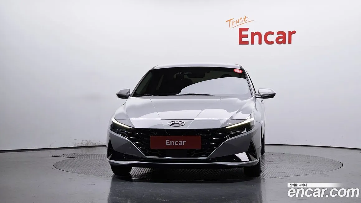Hyundai AVANTE — фото 3