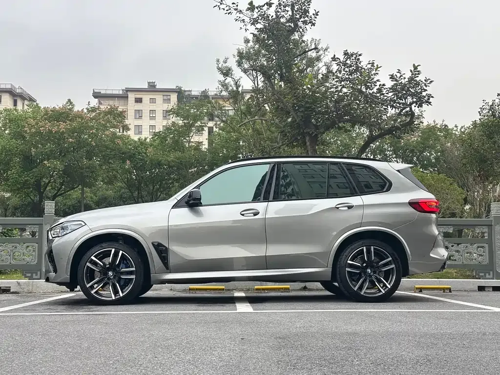 BMW X5 M 2022 из CN, фото 3