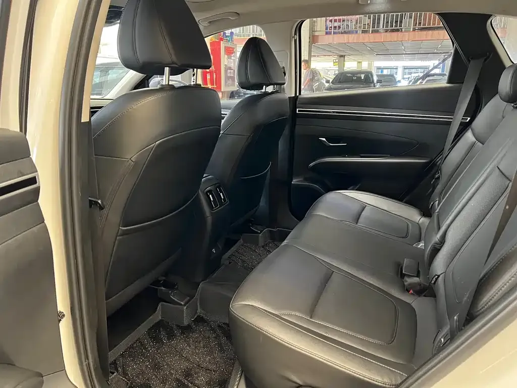 Hyundai Tucson 2023 из CN, фото 5