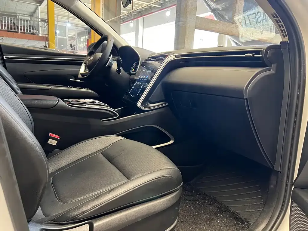 Hyundai Tucson 2023 из CN, фото 9