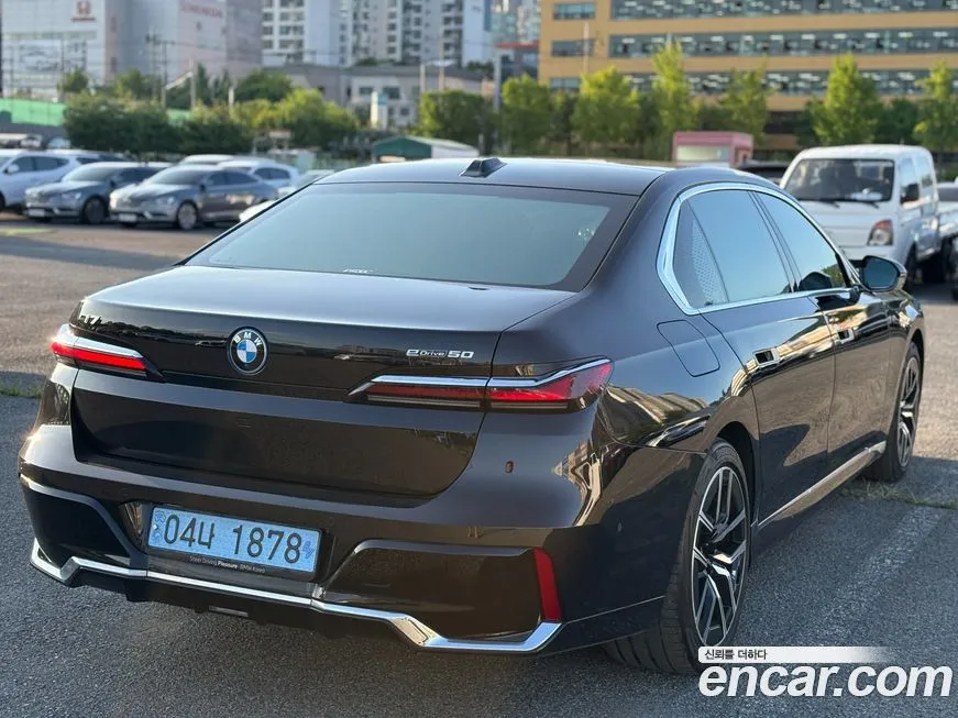 BMW i7 2024 из KR, фото 6
