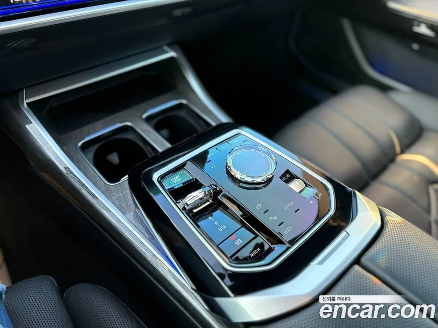 BMW i7 2024 из KR, фото 9