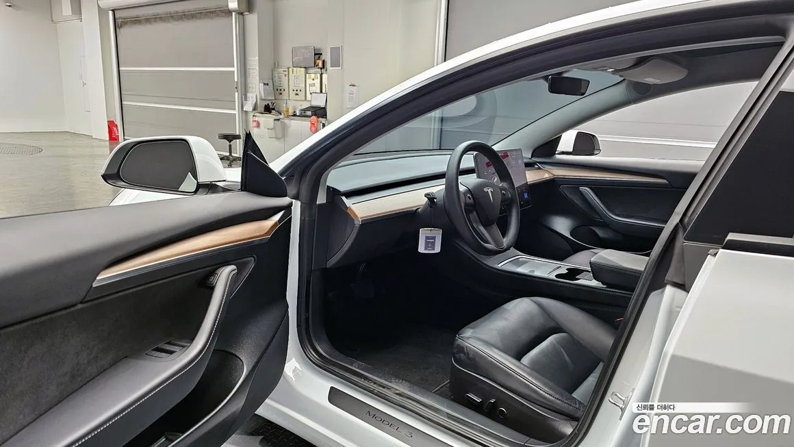 Tesla Model 3 2022 из KR, фото 10