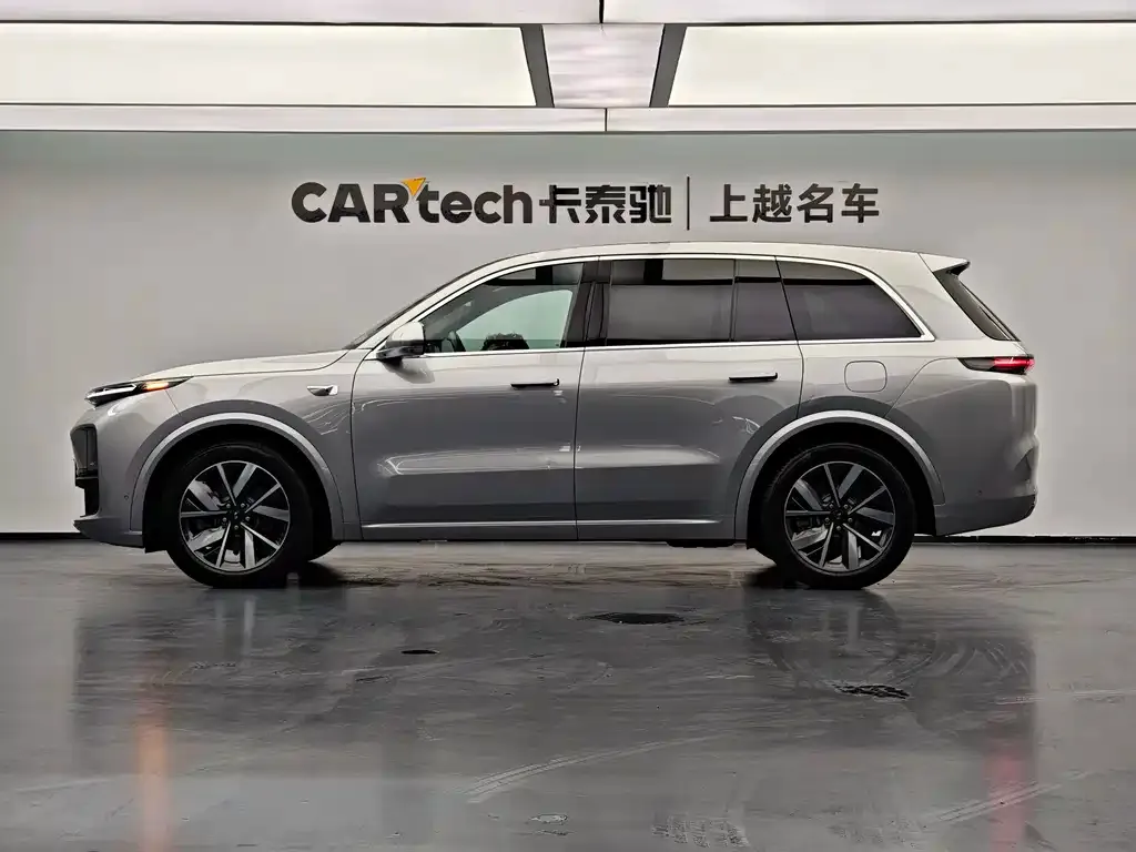 Li Auto L8 2023 из CN, фото 2