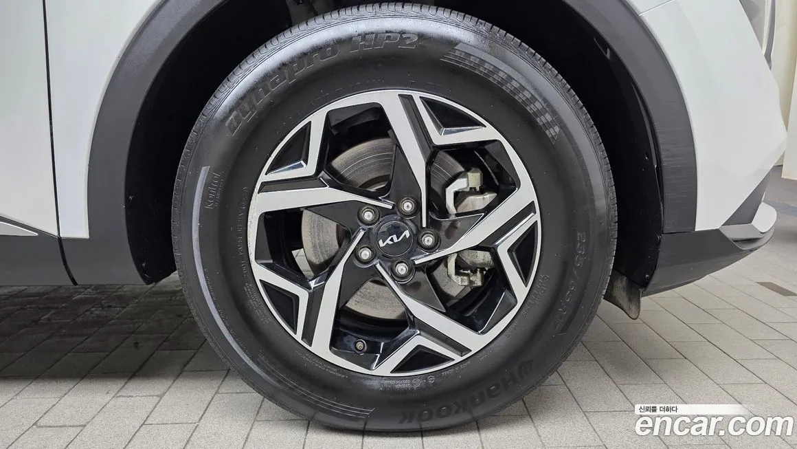 Kia Sportage — фото 5
