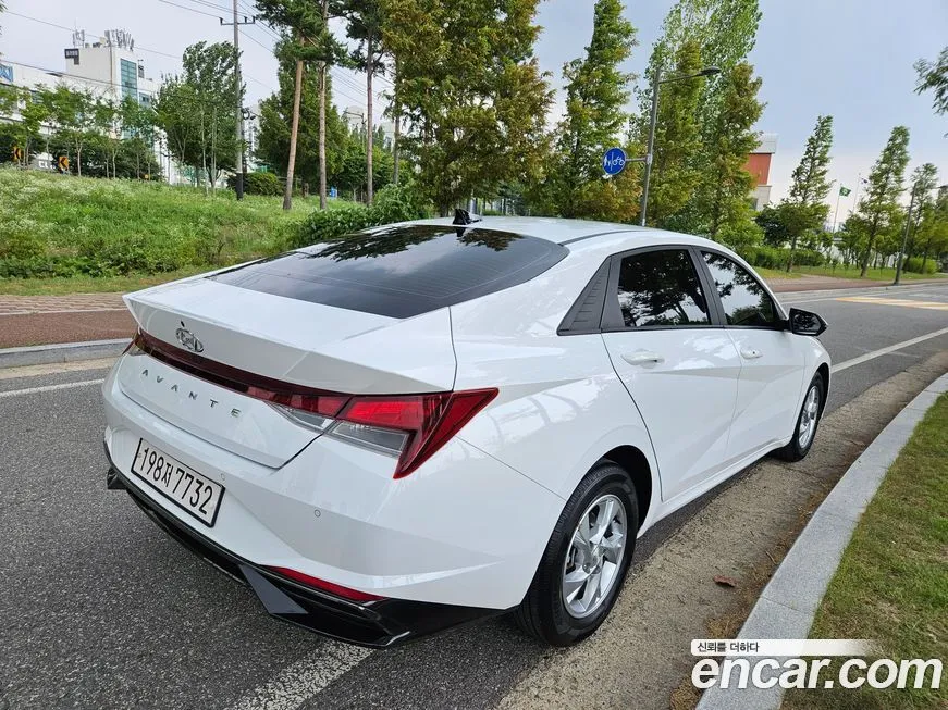 Hyundai AVANTE — фото 6