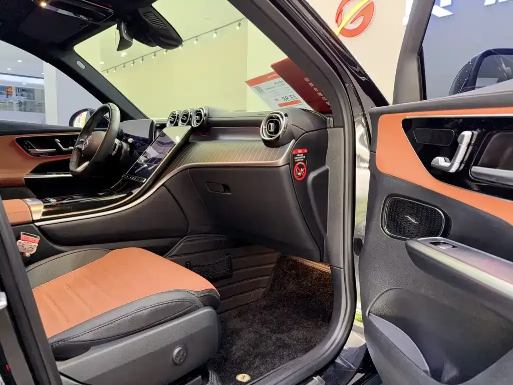 Mercedes-Benz GLC 2023 из CN, фото 9