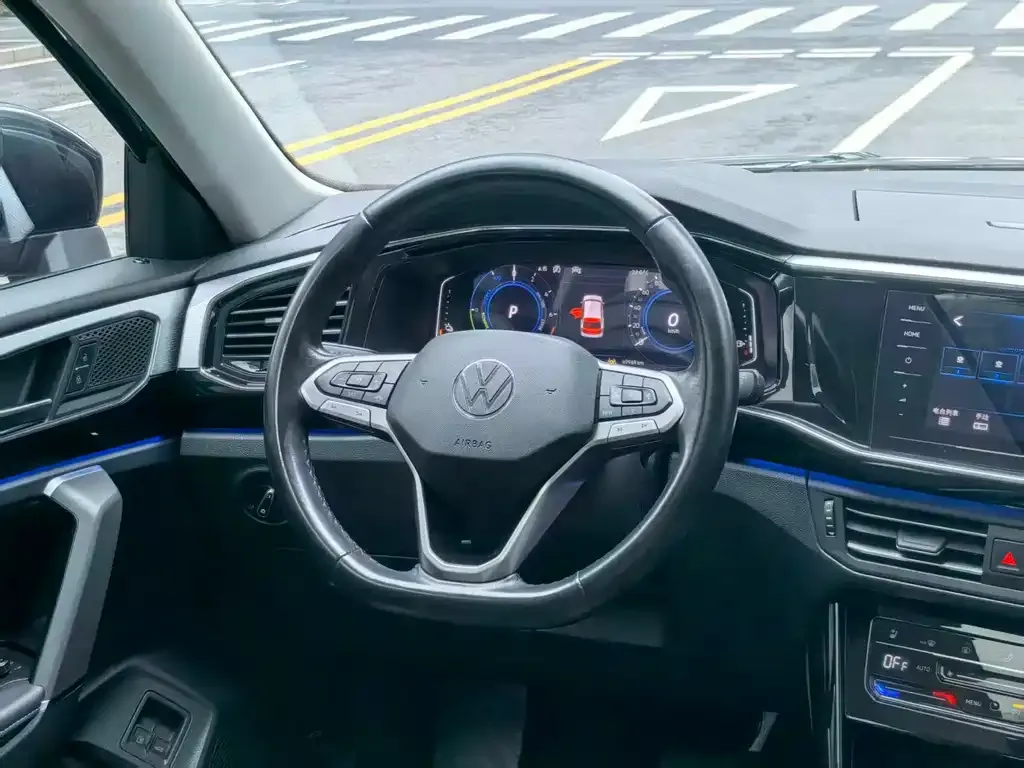 Volkswagen GTE PHEV 2021 из CN, фото 5
