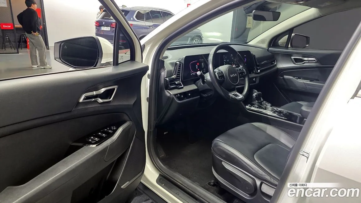 Kia Sportage — фото 10