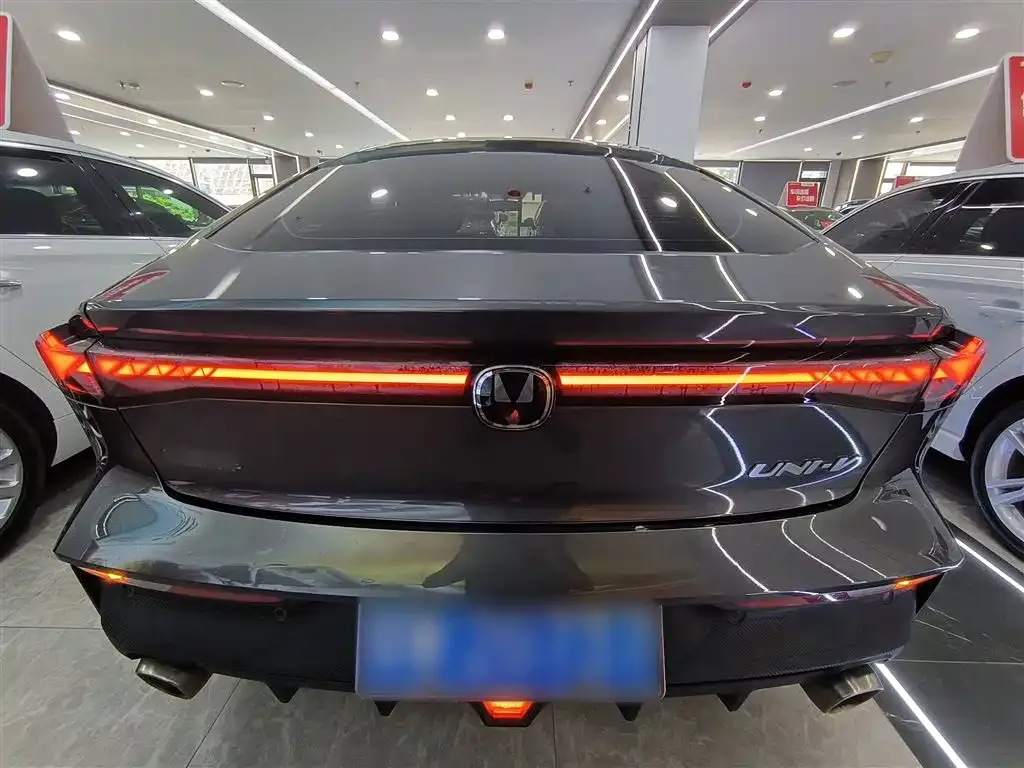 Changan UNI-V 2022 из CN, фото 6