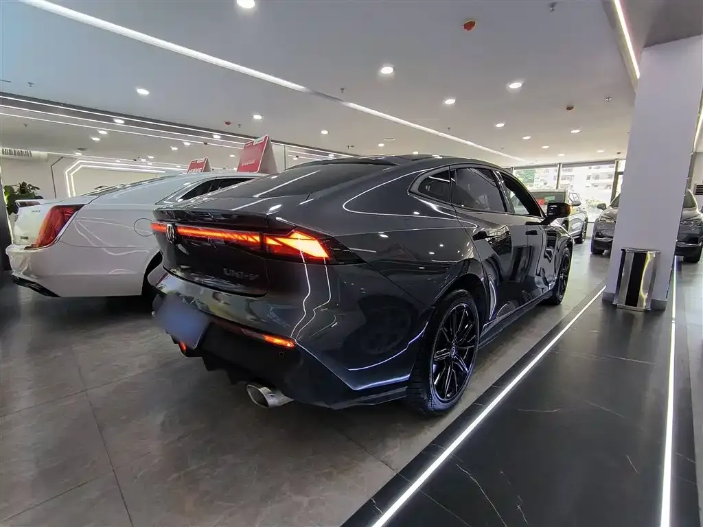 Changan UNI-V 2022 из CN, фото 7