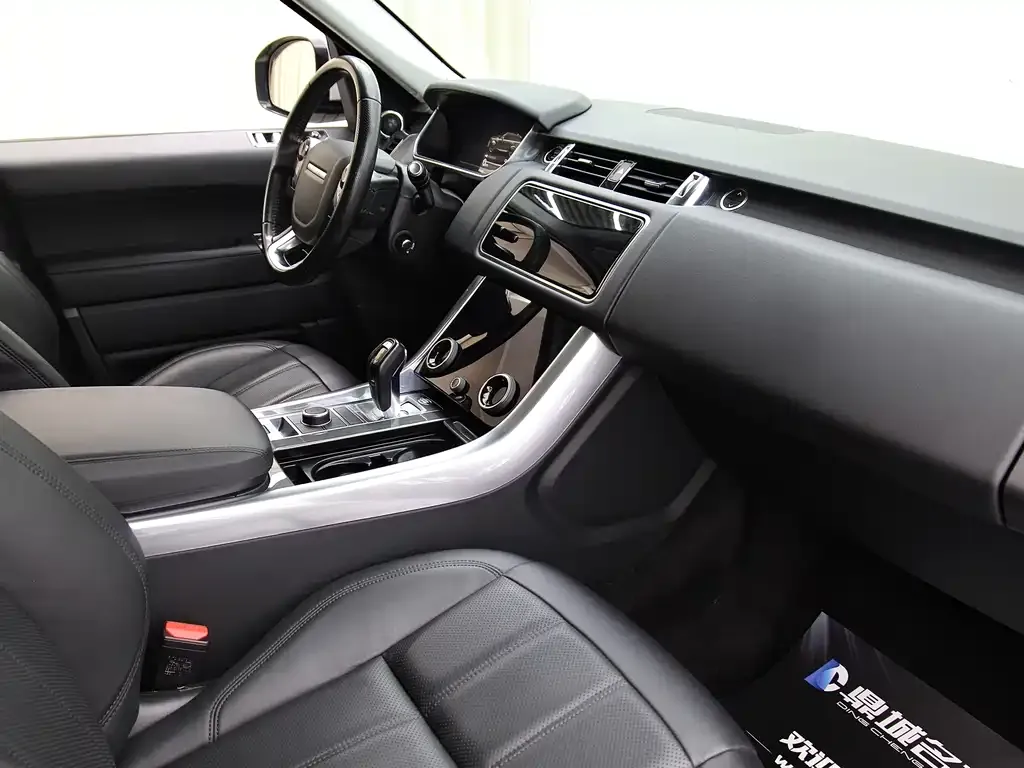 Land Rover Sport PHEV 2021 из CN, фото 7