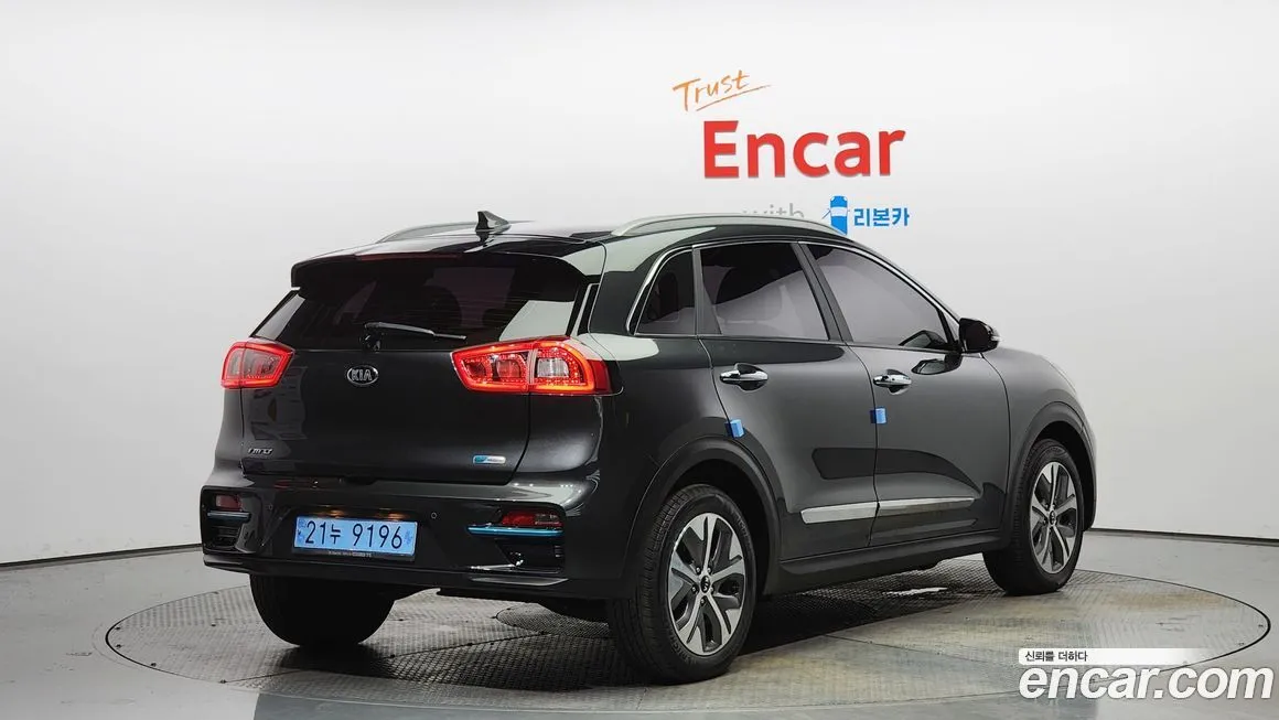 Kia Niro 2021 из KR, фото 2