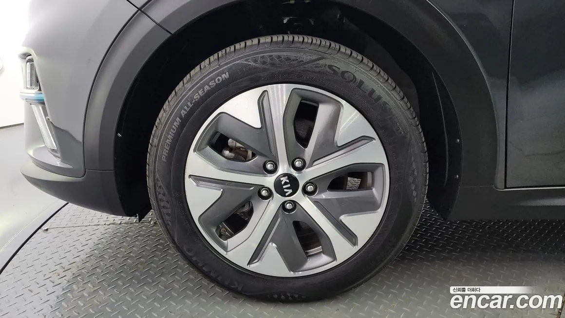 Kia Niro 2021 из KR, фото 5