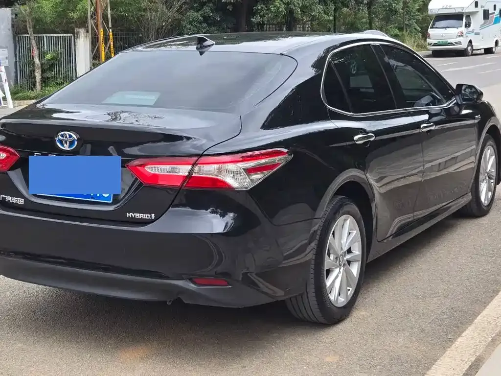 Toyota Camry 2023 из CN, фото 9