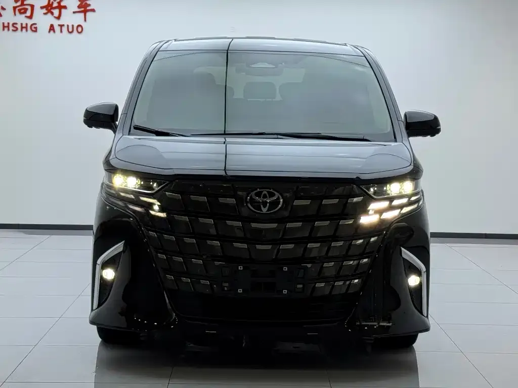Toyota Alphard 2024 из CN, фото 2